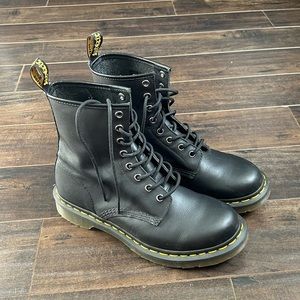 Dr Martens Black Size 9